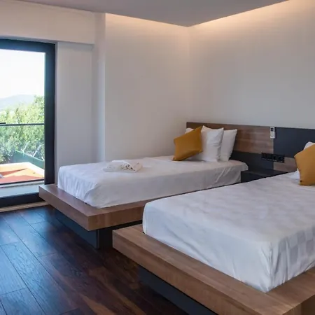 Luxury Life Villas 别墅