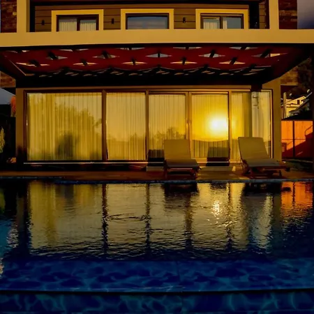 Luxury Life Villas Villa
